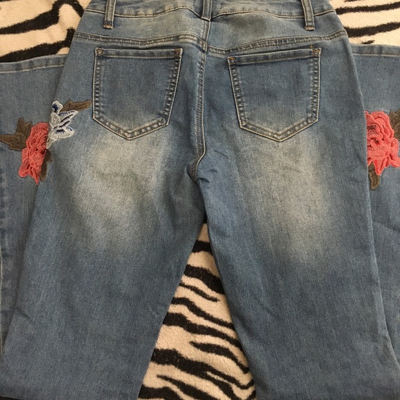 Flower/Bird Flare Jeans - Picture 2 of 4